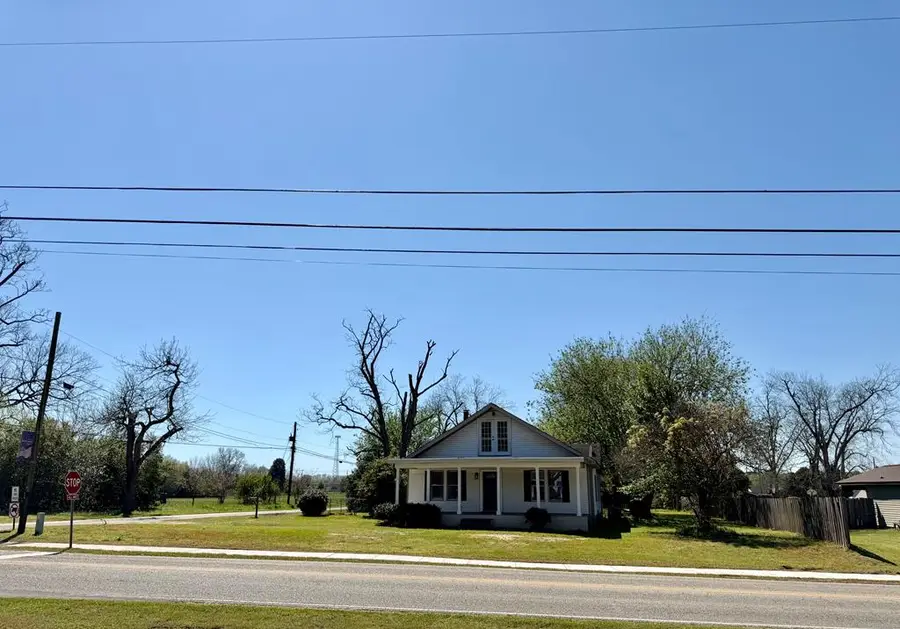939 Hinton Waters Ave, Midland City, AL 36350 - #3
