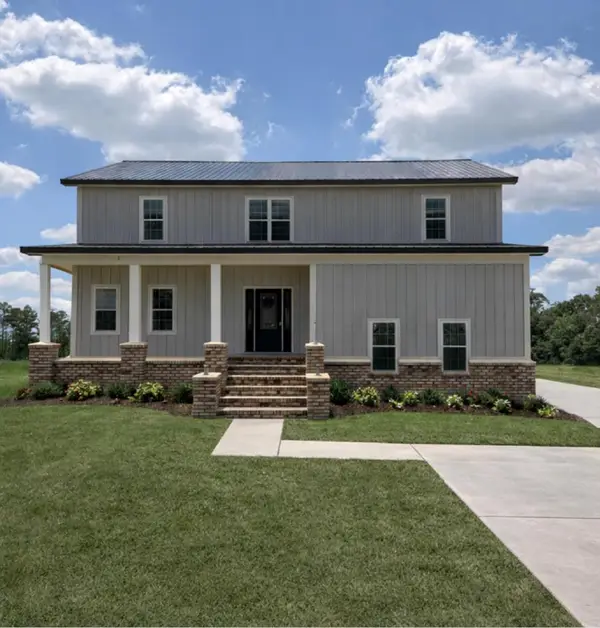534 County Rd 18, Headland, AL 36345