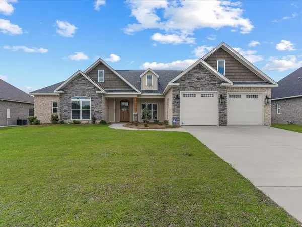 327 Lakes Drive, Enterprise, AL 36330