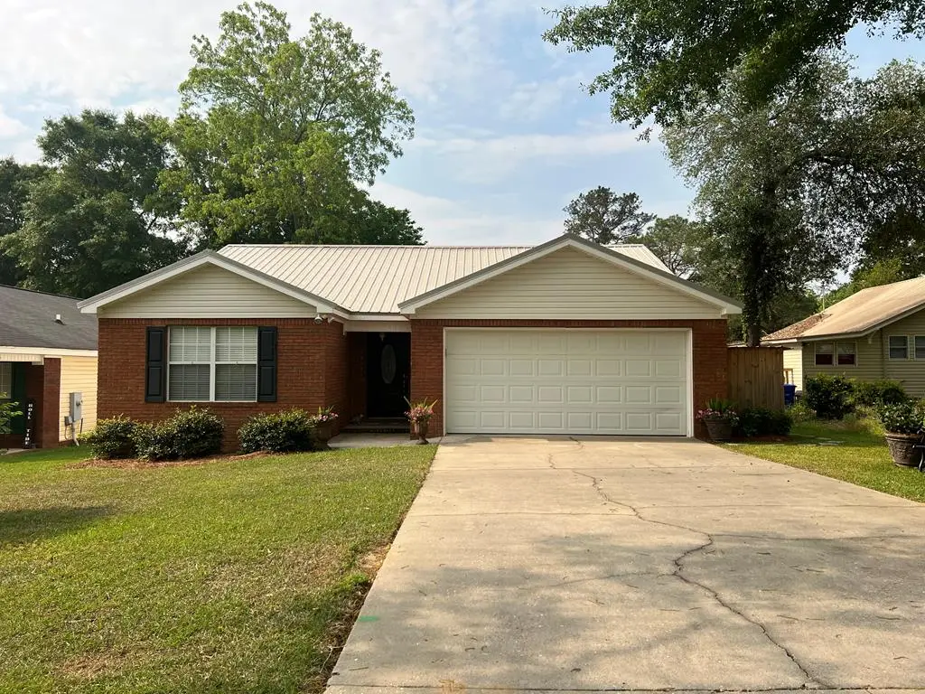 117 Watkins Drive, Dothan, AL 36301 - #1