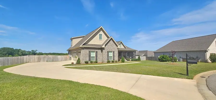 104 Cruz Court, Dothan, AL 36303 - #3