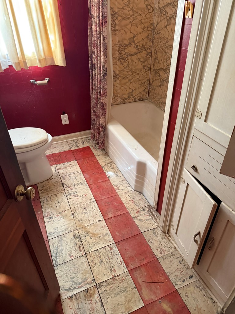 411 Madison Ave, Dothan, AL 36301 - #2
