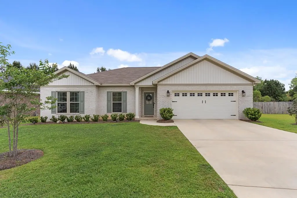 558 Ridgeland Rd, Dothan, AL 36301 - #1