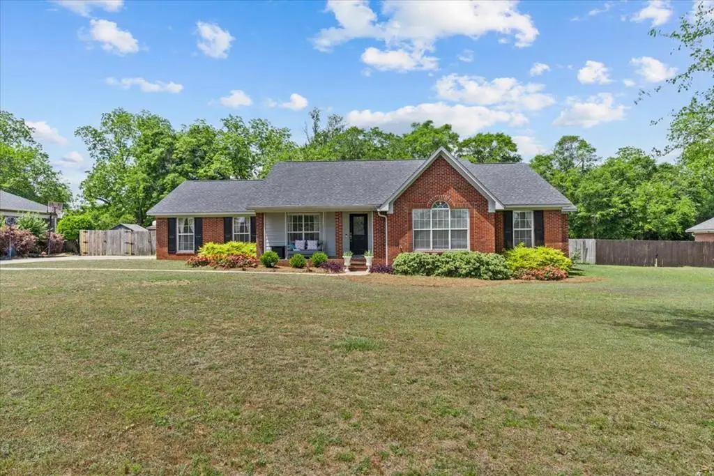 205 Dunleith Blvd, Dothan, AL 36303 - #1