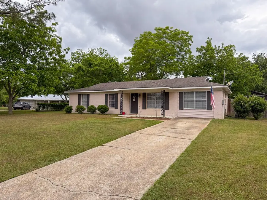 603 Carr Circle, Headland, AL 36345 - #3