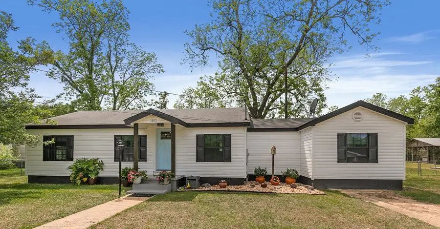 162 S Jackson Ave, Slocomb, AL 36375 - #2