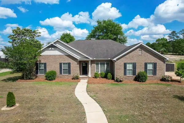 202 Cotton Ridge Ln, Dothan, AL 36301
