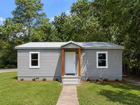 901 N Herring St, Dothan, AL 36303 - #1