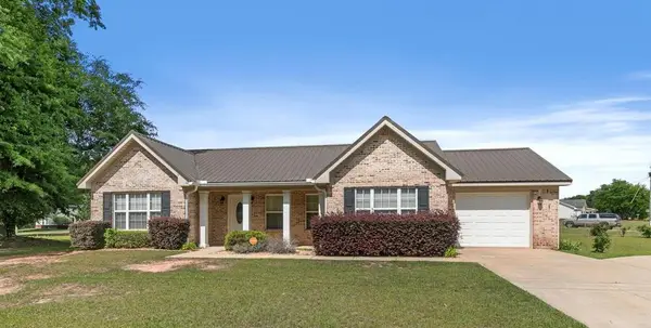 154 Joe Walding Dr, Midland City, AL 36350