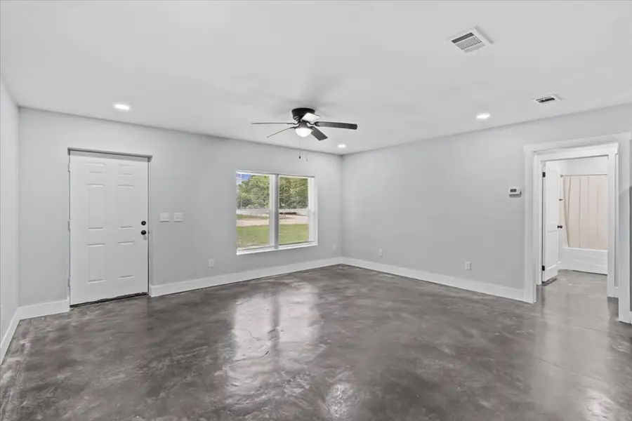 176 Fawn Dr, Webb, AL 36376 - #3