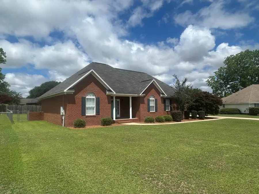 107 Asia Ct, Headland, AL 36345 - #2