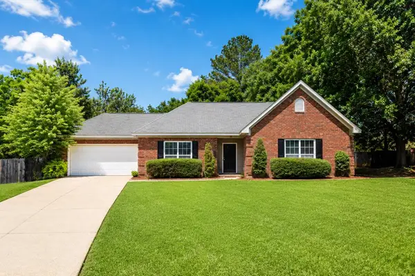 113 Arcadia Dr, Dothan, AL 36305