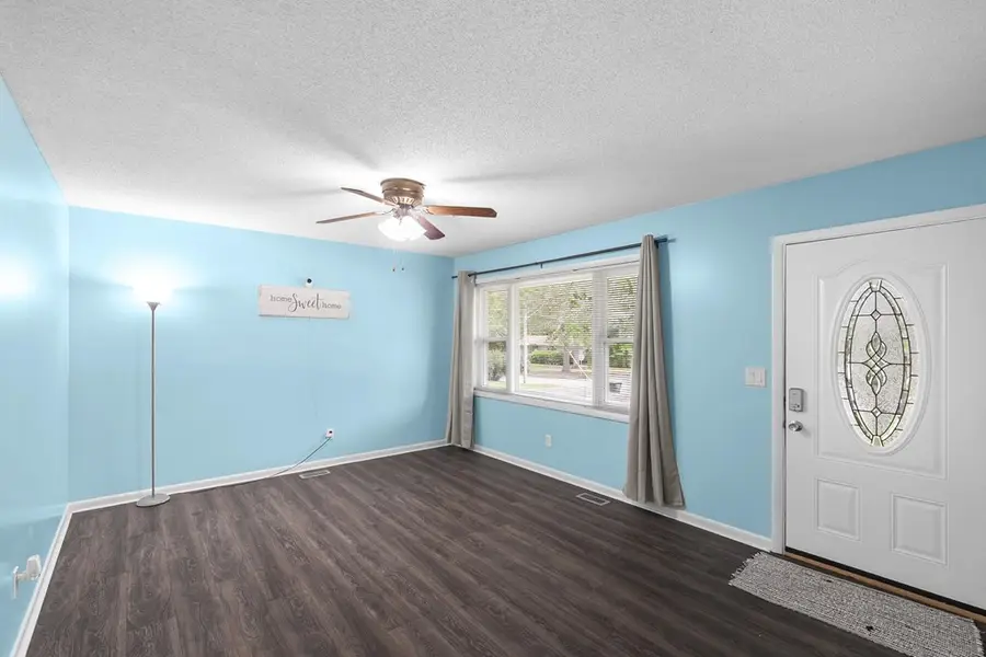 208 Deerfield Drive, Enterprise, AL 36330 - #3