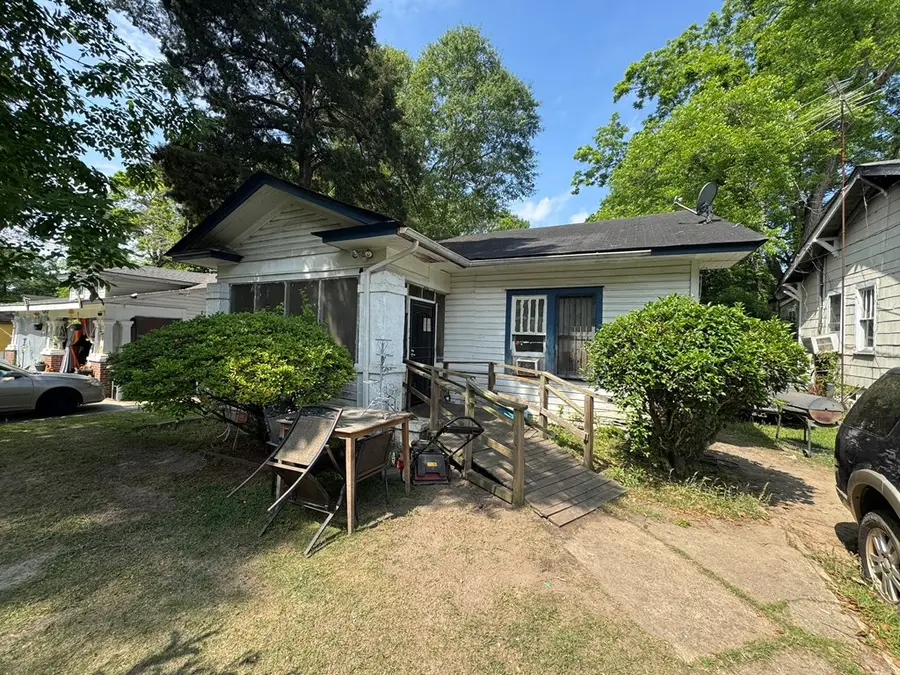 305 Jeff Street, Dothan, AL 36303 - #2
