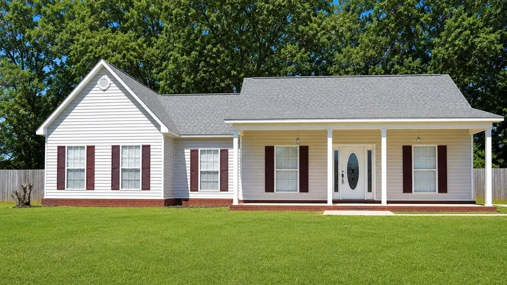 298 Rose Ave, Hartford, AL 36344 - #1