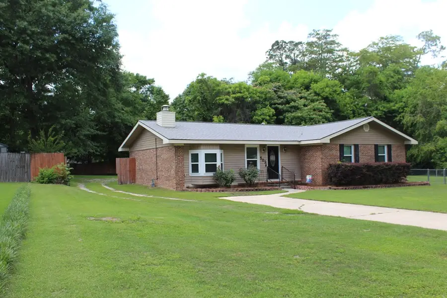 502 Pinecrest Dr., Dothan, AL 36301 - #2