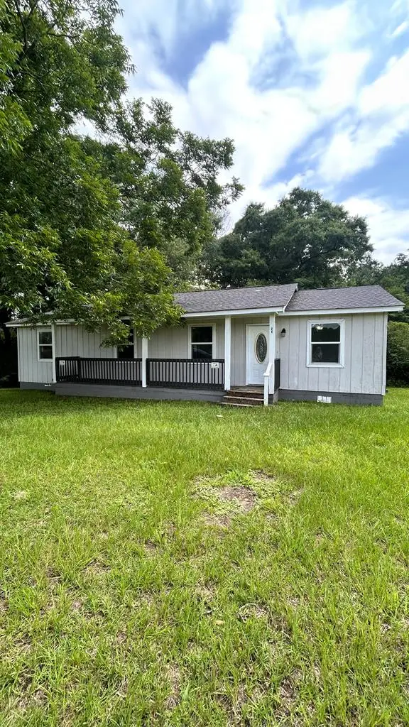 24 Old Mcray Mill Rd., Clio, AL 36017