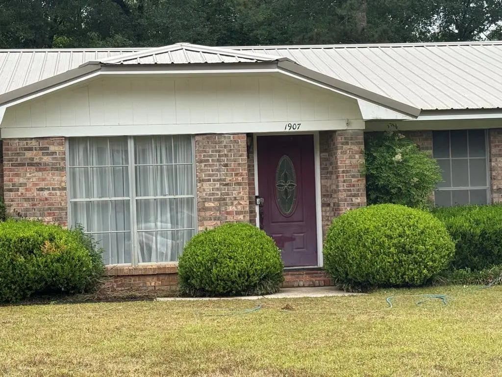 1907 Fairfield Drive, Dothan, AL 3633 - #1