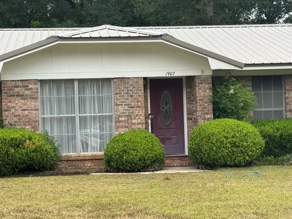 1907 Fairfield Drive, Dothan, AL 3633