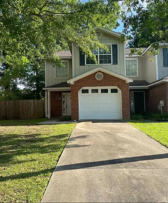 112 Candle Brook Dr, Dothan, AL 36303