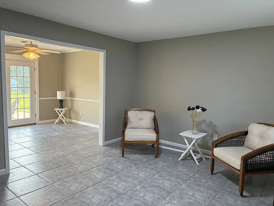 221 Plaza Drive, Daleville, AL 36322 - #2