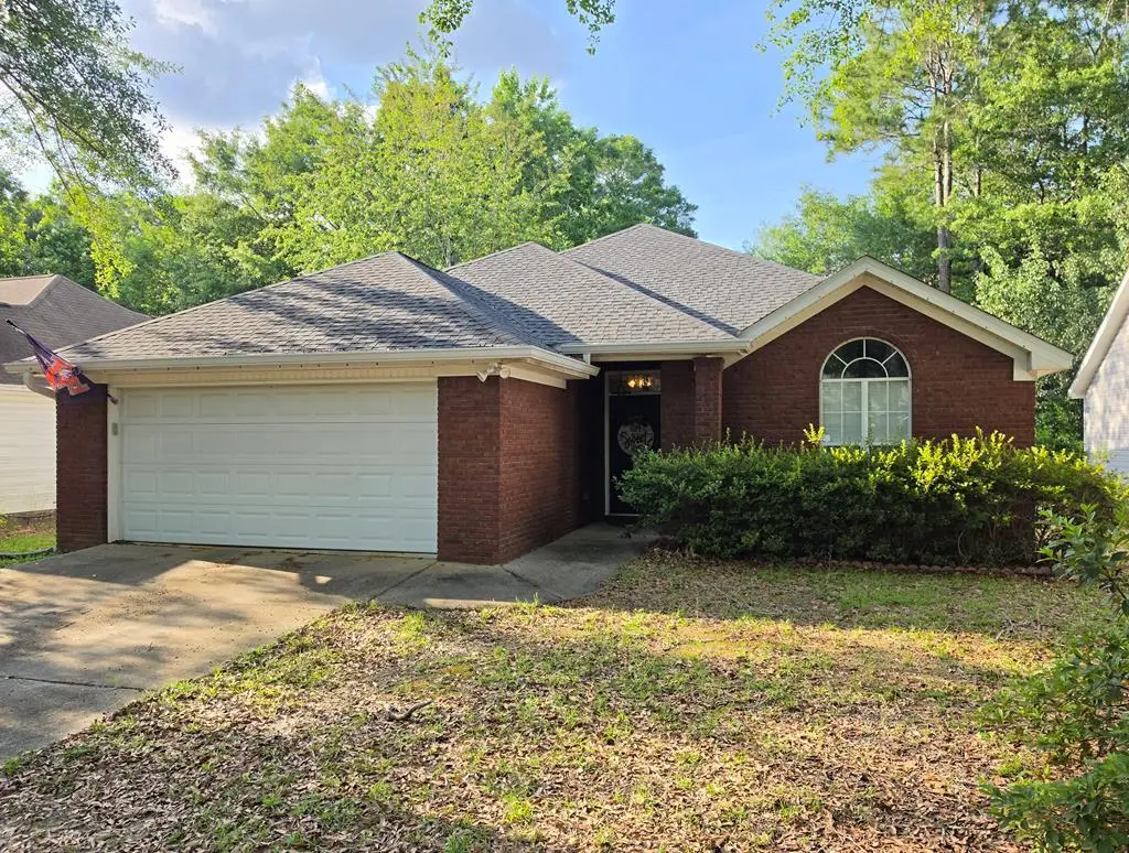 301 Cumberland Dr, Dothan, AL 36301 - #1