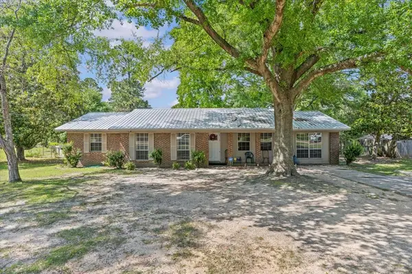 205 Dahlia Dr, Andalusia, AL 36420