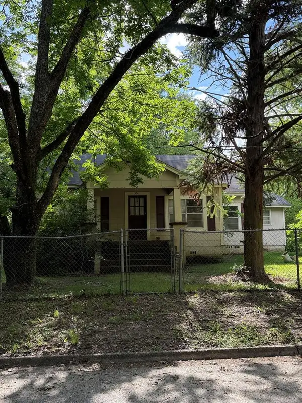 504 S Cherry Street, Dothan, AL 36301