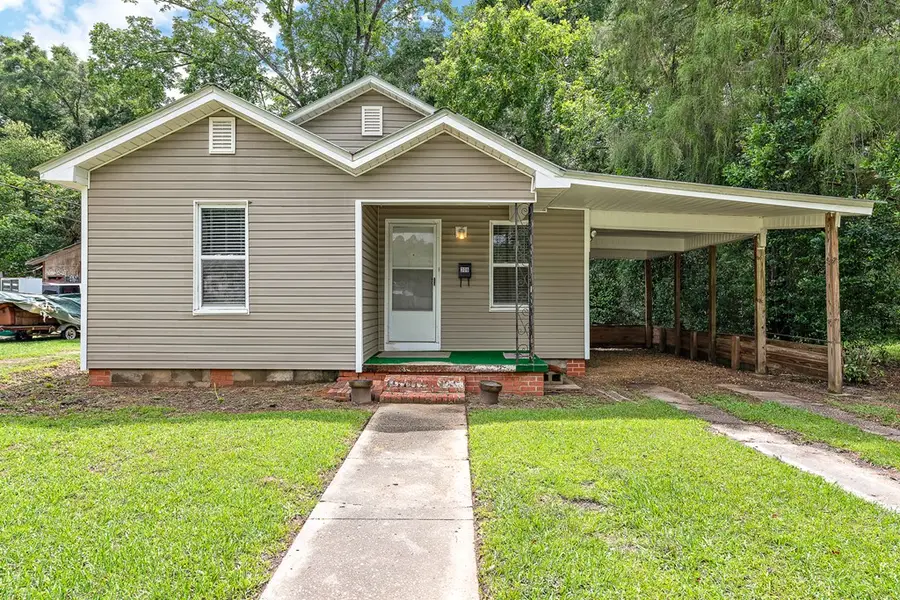 306 N Cherokee Street, Geneva, AL 36340 - #2