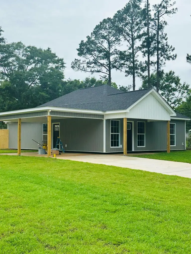 830 South Holland St, Slocomb, AL 36375 - #2