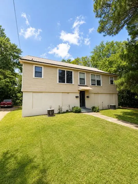 912 S Oates St., Dothan, AL 36301 - #1