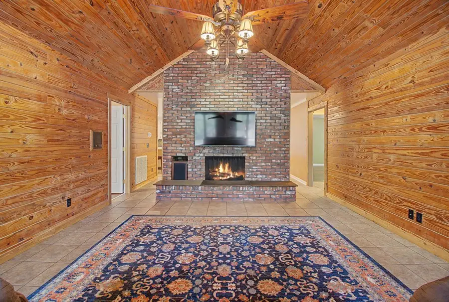 2114 Shadybrook Lane, Dothan, AL 36303 - #3