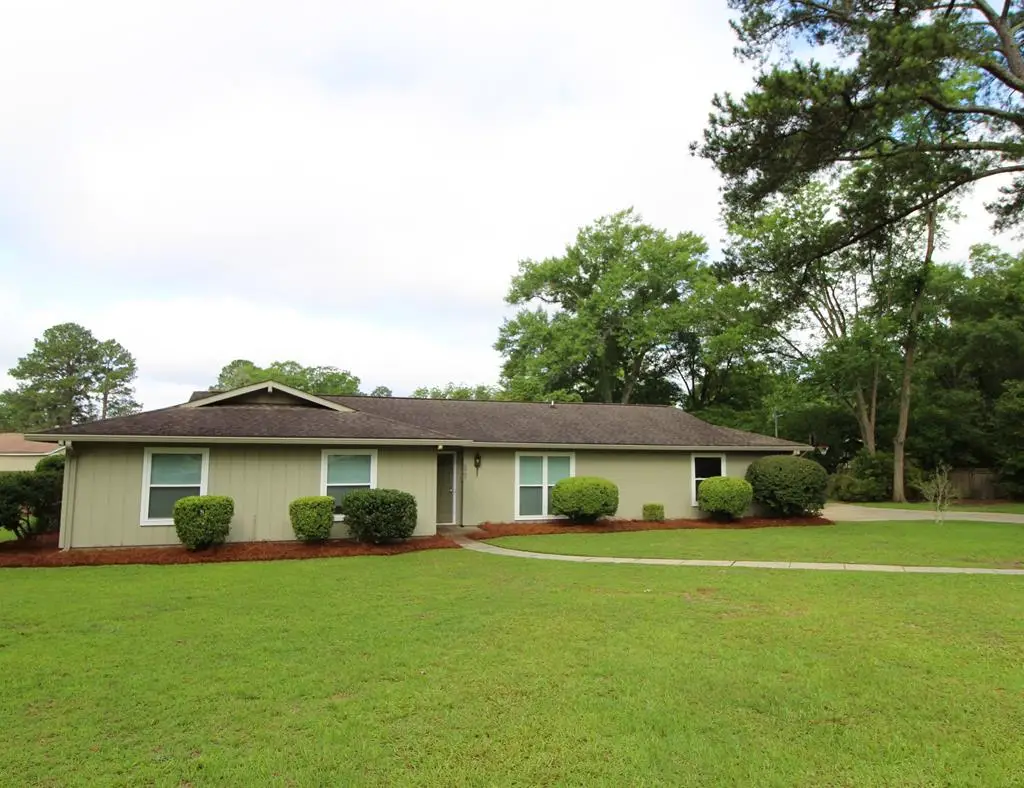 2907 Selwood Cir., Dothan, AL 36303 - #1