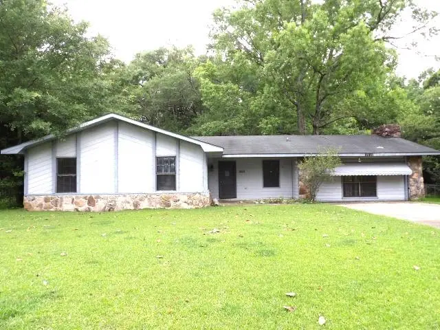 2203 Aberdeen Road, Dothan, AL 36301 - #1