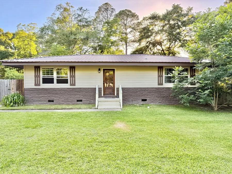 206 Massee Dr, Dothan, AL 36301 - #2