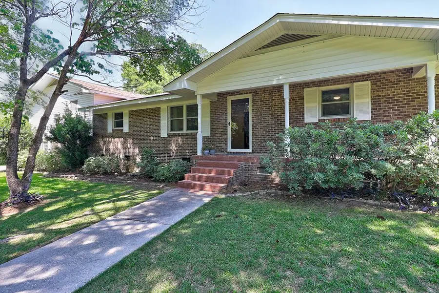 202 Christopher Dr., Abbeville, AL 36310 - #2