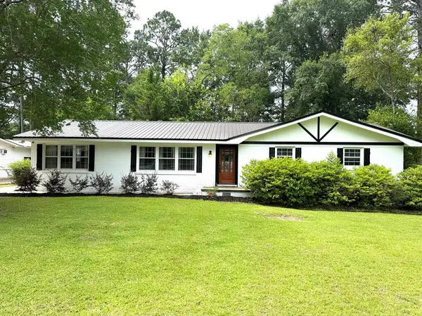 409 Sequoyah, Dothan, AL 36303