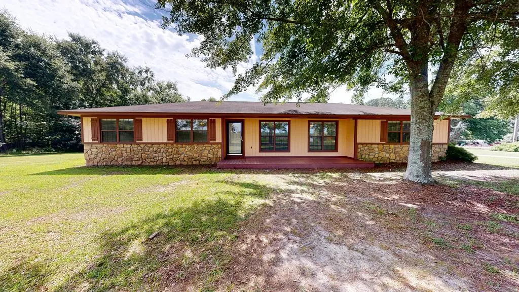 1477 S County Road 9, Slocomb, AL 36375 - #1