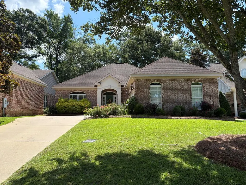 611 Jamestown Blvd, Dothan, AL 36301 - #1