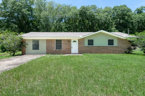 358 Grimes Rd, Ozark, AL 36360
