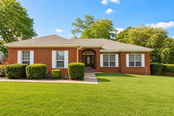 107 Leland Ct, Dothan, AL 36303