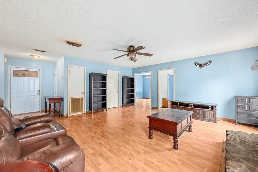 106 E Pondella Dr, Enterprise, AL 36330 - #2