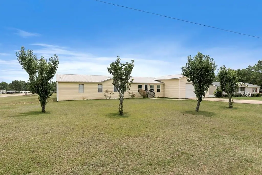 195 Hazel Drive, Headland, AL 36345 - #1