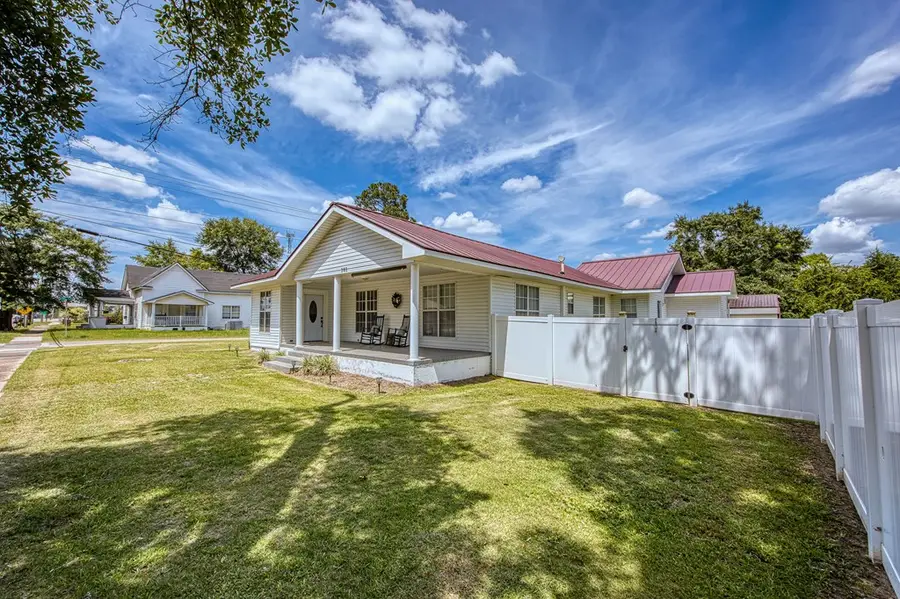 101 S Johnson St, Samson, AL 36477 - #2