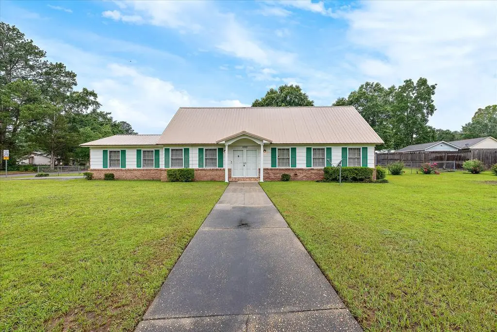 1301 Northfield Circle, Dothan, AL 36303 - #1