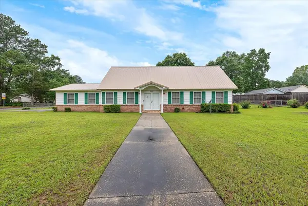 1301 Northfield Circle, Dothan, AL 36303