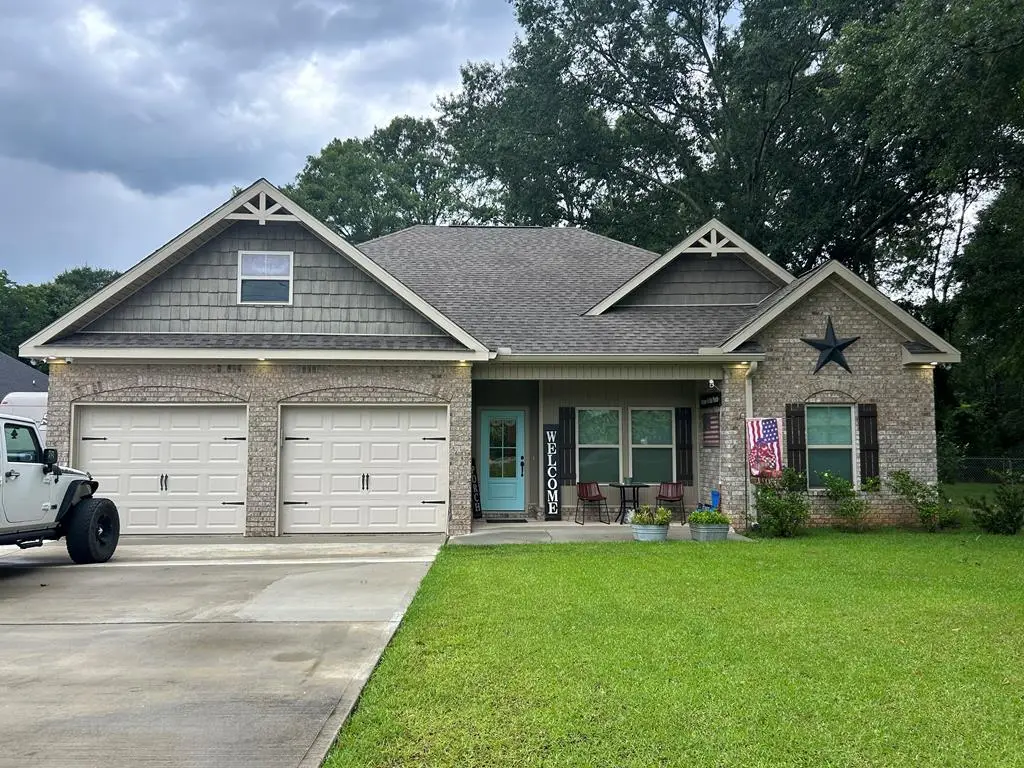 1052 Trawick, Dothan, AL 36305 - #1