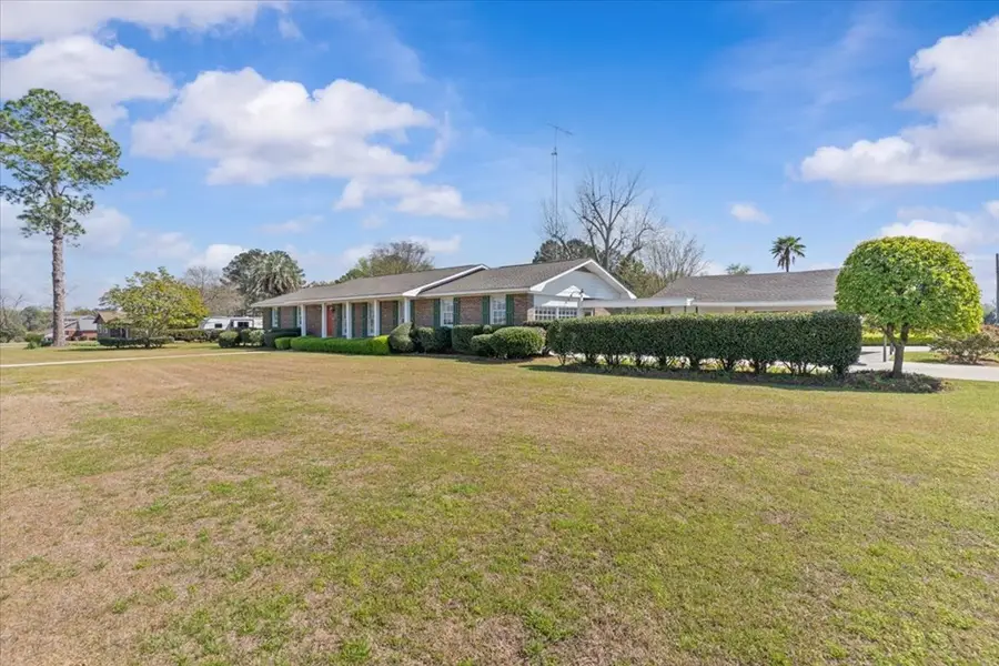203 Dogwood Avenue, Columbia, AL 36319 - #3