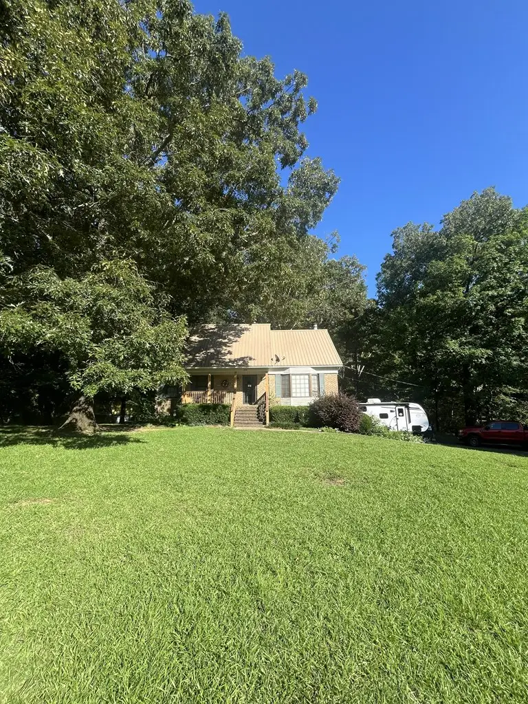 2150 Edenwood Dr, Bessemer, AL 35023 - #2