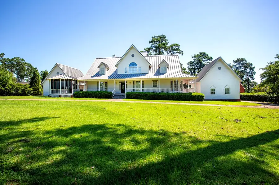 202 Merion Dr, Eufaula, AL 36027 - #2